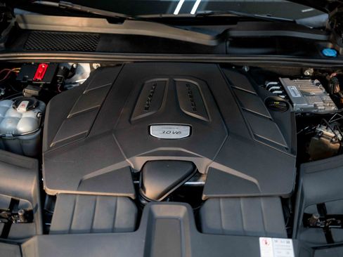 Used 2019 Porsche Cayenne image 91