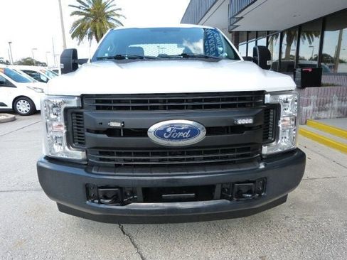 Used 2019 Ford F250 XL w/ Power Equipment Group image 7