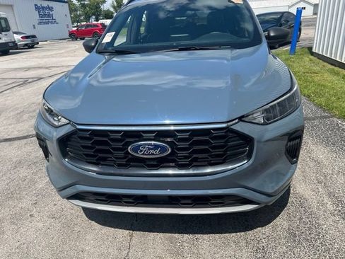 Used 2023 Ford Escape ST-Line AWD/4WD image 2