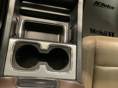 Used 2015 GMC Sierra 1500 SLT w/ SLT Crew Cab Value Package image 34