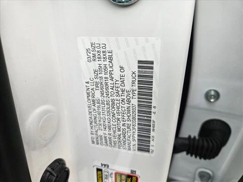 Used 2025 Honda Ridgeline Black Edition image 23