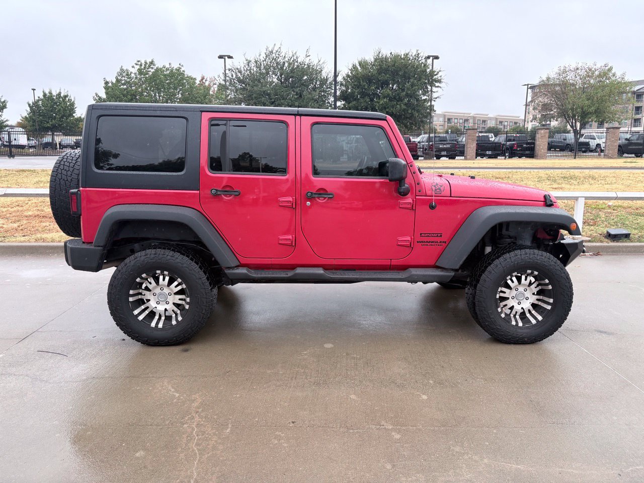 Used 2015 Jeep Wrangler Unlimited Sport w/ Quick Order Package 24S AWD/4WD image 3