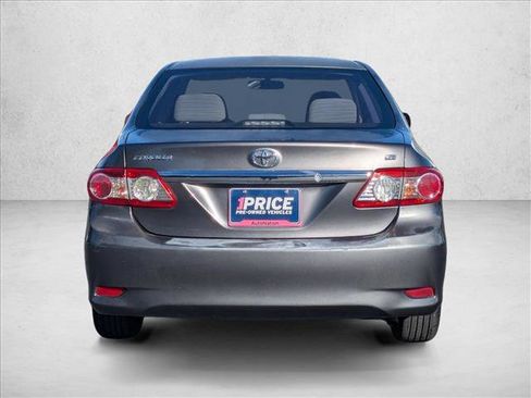 Used 2013 Toyota Corolla LE image 7