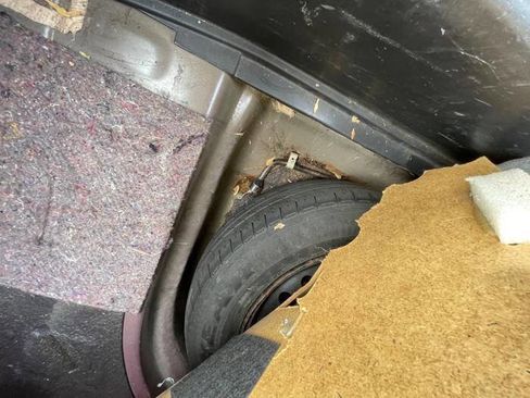 Used 2004 Toyota Camry LE image 24