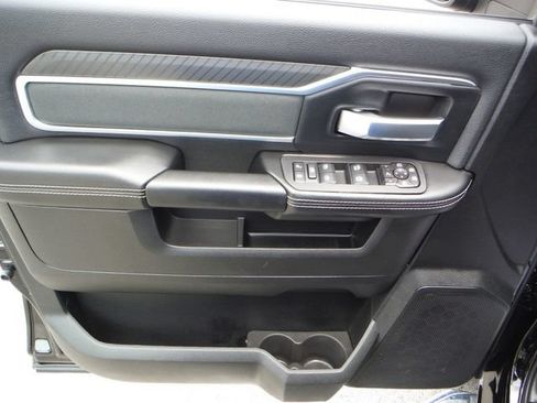 Certified 2026 RAM 2500 Big Horn AWD/4WD image 25