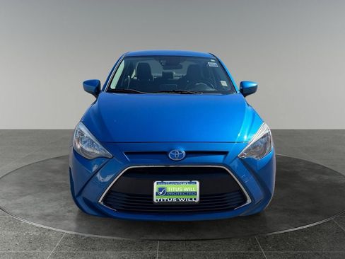 Used 2018 Toyota Yaris iA FWD image 2