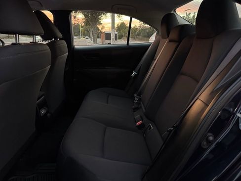 Used 2023 Toyota Corolla LE image 16