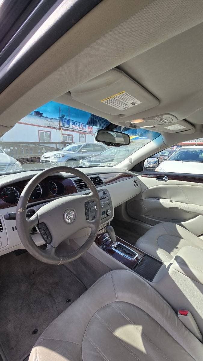 Used 2010 Buick Lucerne CXL FWD image 6