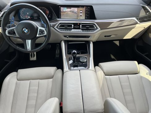 Used 2022 BMW X6 xDrive40i w/ M Sport Package image 3