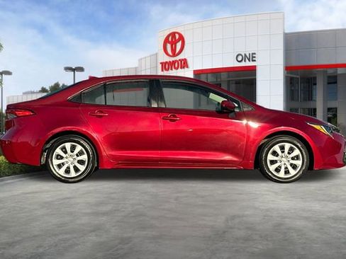 Used 2024 Toyota Corolla LE image 3