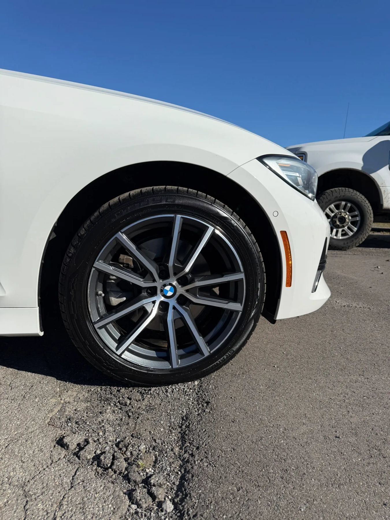 Used 2021 BMW 330i xDrive Sedan AWD/4WD image 34
