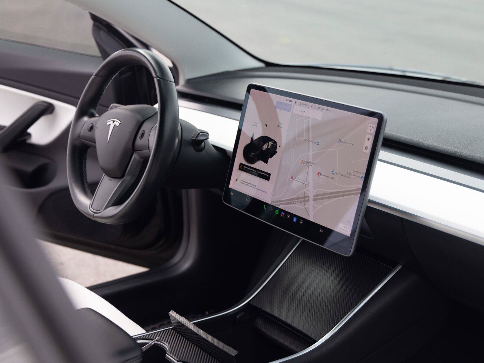 Used 2019 Tesla Model 3 Long Range AWD/4WD image 18