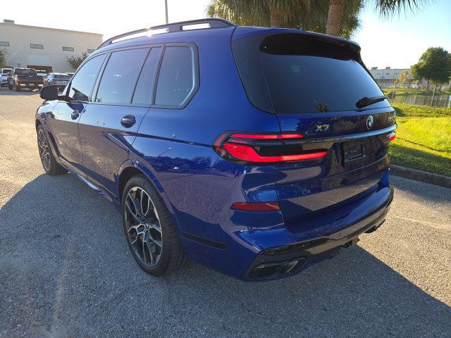 Used 2026 BMW X7 M60i AWD/4WD image 3