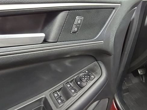Used 2021 Ford Edge SEL w/ Convenience Package AWD/4WD image 12