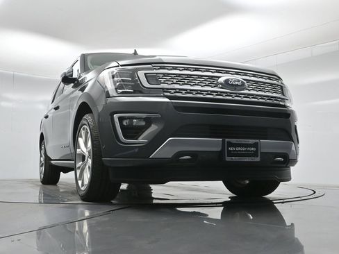 Used 2019 Ford Expedition Platinum image 50