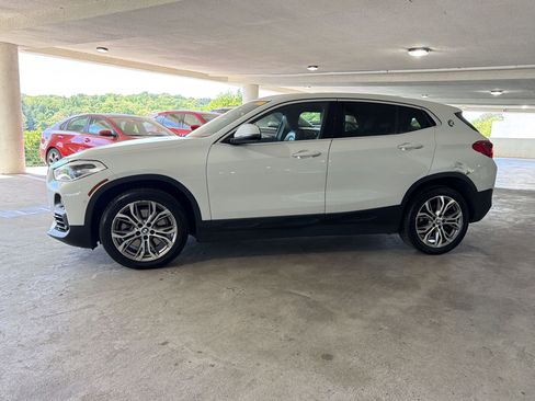 Used 2018 BMW X2 xDrive28i w/ Convenience Package AWD/4WD image 2