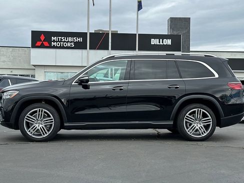 Used 2024 Mercedes-Benz GLS 450 4MATIC image 7