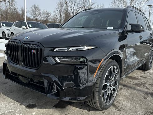 New 2026 BMW X7 M60i image 5