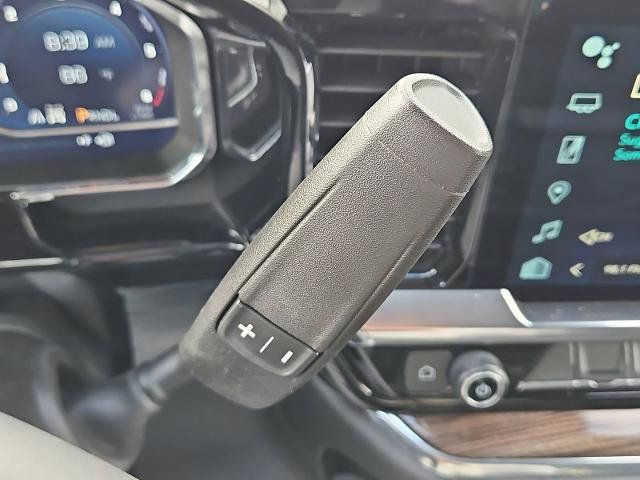Used 2023 Chevrolet Silverado 1500 LT AWD/4WD image 14
