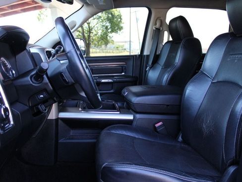 Used 2014 RAM 2500 Laramie w/ Convenience Group AWD/4WD image 9