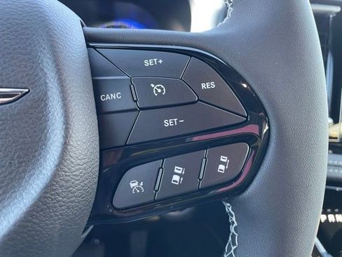 New 2026 Chrysler Pacifica Limited w/ S Appearance Package image 15