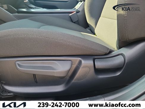 New 2026 Kia K4 FWD image 24