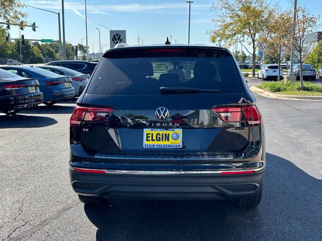 Used 2023 Volkswagen Tiguan SE AWD/4WD image 4