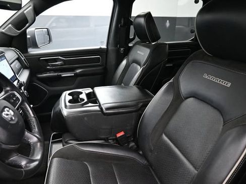 Used 2023 RAM 1500 Laramie AWD/4WD image 15