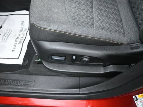 Used 2024 Chevrolet Equinox LT w/ LPO, Floor Liner Package AWD/4WD image 16
