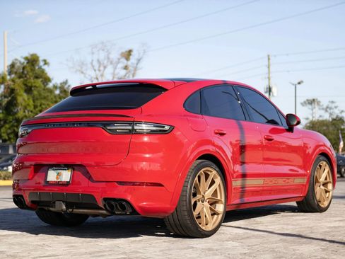 Used 2021 Porsche Cayenne GTS image 18