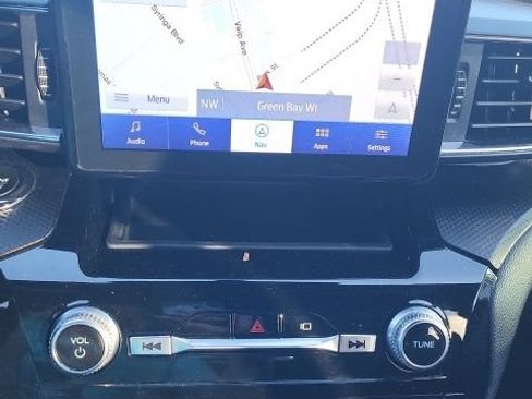 Used 2023 Ford Explorer ST-Line w/ Class IV Trailer Tow Package AWD/4WD image 8