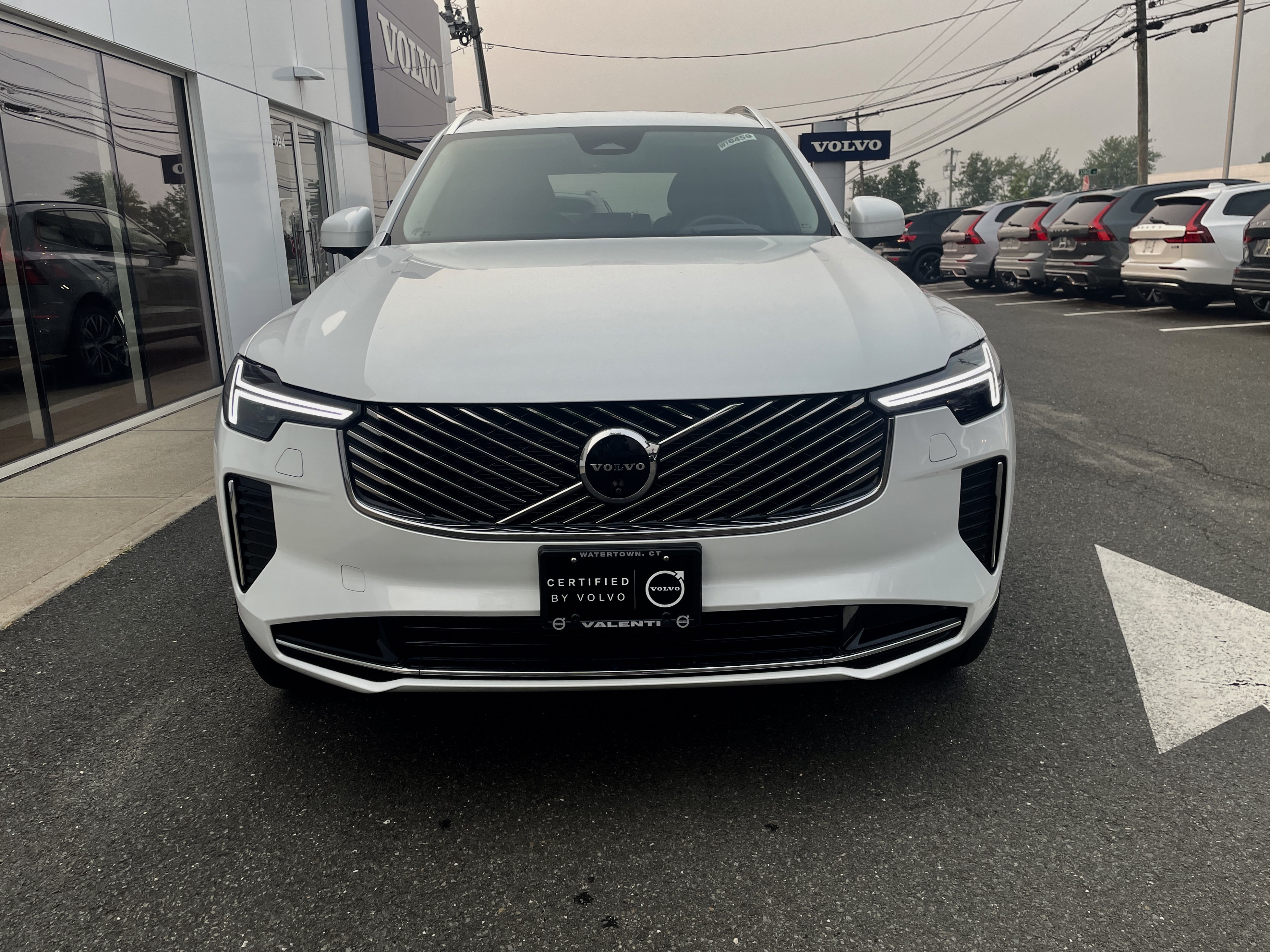 Certified 2025 Volvo XC90 B6 Ultra AWD/4WD image 7