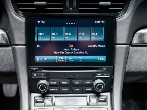 Used 2018 Porsche 911 GT3 image 51