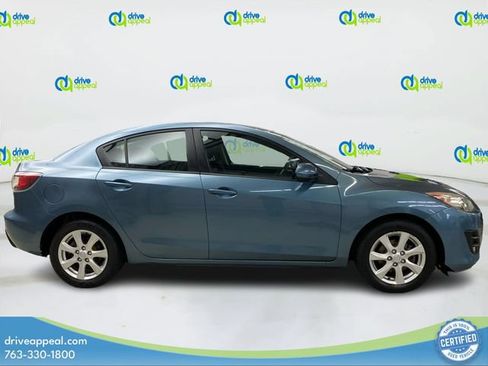 Used 2010 MAZDA MAZDA3 i Touring FWD image 4