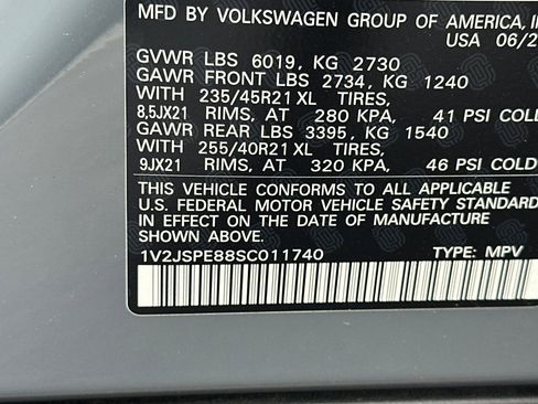 New 2025 Volkswagen ID.4 Pro S Plus image 24