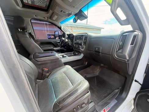 Used 2016 Chevrolet Silverado 3500 LTZ AWD/4WD image 17