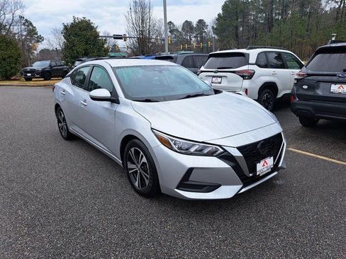 Used 2023 Nissan Sentra SV image 4