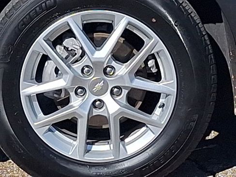 Used 2023 Chevrolet Equinox LT image 14