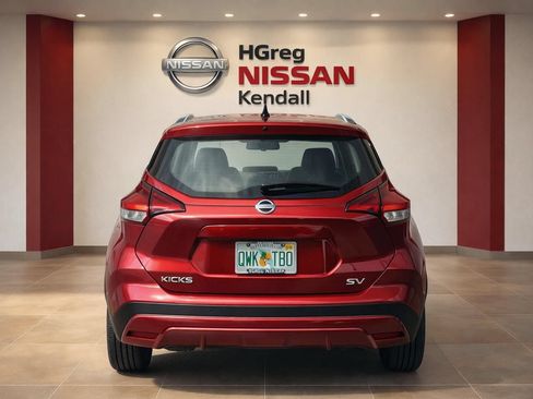 Used 2023 Nissan Kicks SV FWD image 6