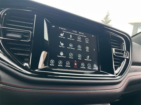 Used 2023 Dodge Durango GT image 15