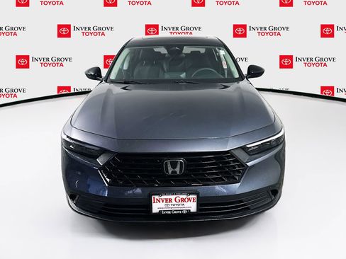 Used 2025 Honda Accord SE image 2