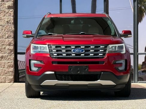 Used 2017 Ford Explorer Limited w/ Equipment Group 301A FWD image 20