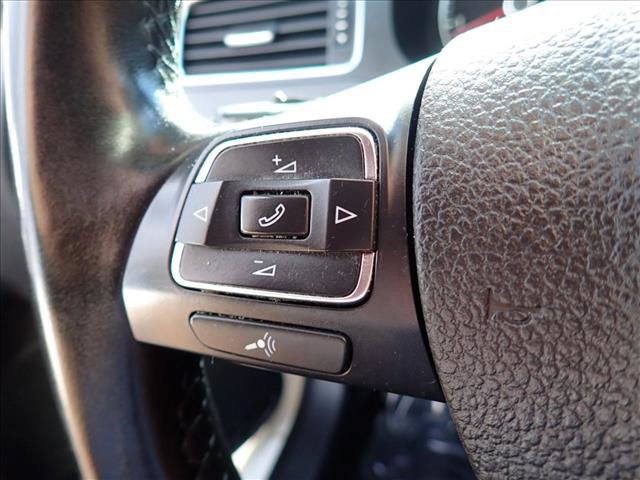 Used 2013 Volkswagen Jetta SE FWD image 13