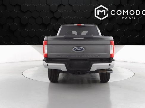 Used 2018 Ford F250 XLT w/ XLT Premium Package image 4