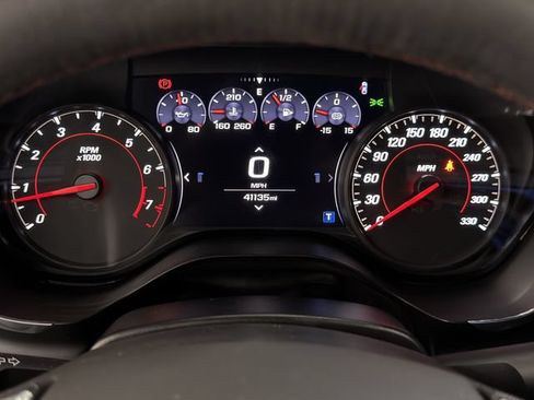 Certified 2019 Chevrolet Camaro ZL1 RWD image 17