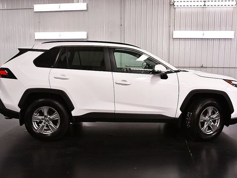 Used 2024 Toyota RAV4 XLE w/ Convenience Package AWD/4WD image 8