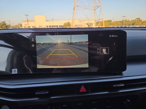 New 2026 Kia Sorento LX image 12