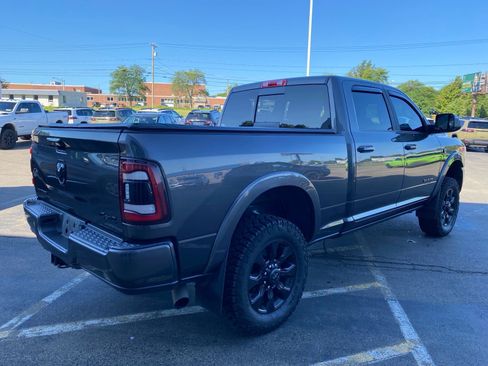 Used 2022 RAM 2500 Limited w/ Night Edition AWD/4WD image 5