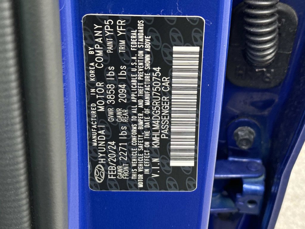 Used 2024 Hyundai Elantra SEL FWD image 26
