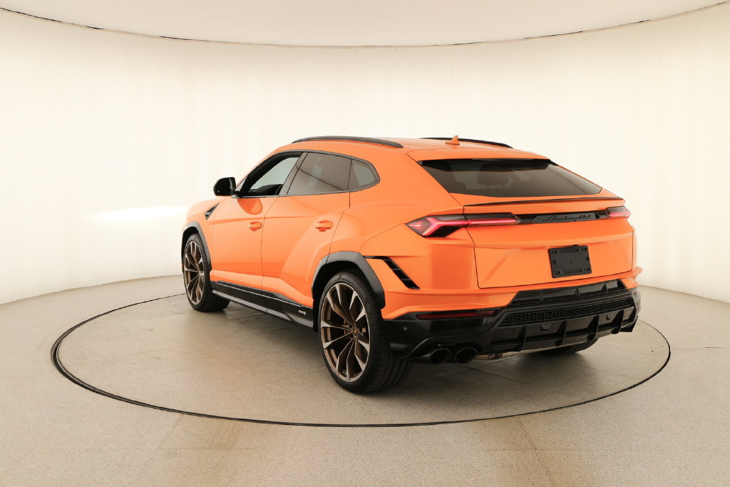 Used 2023 Lamborghini Urus S AWD/4WD image 4